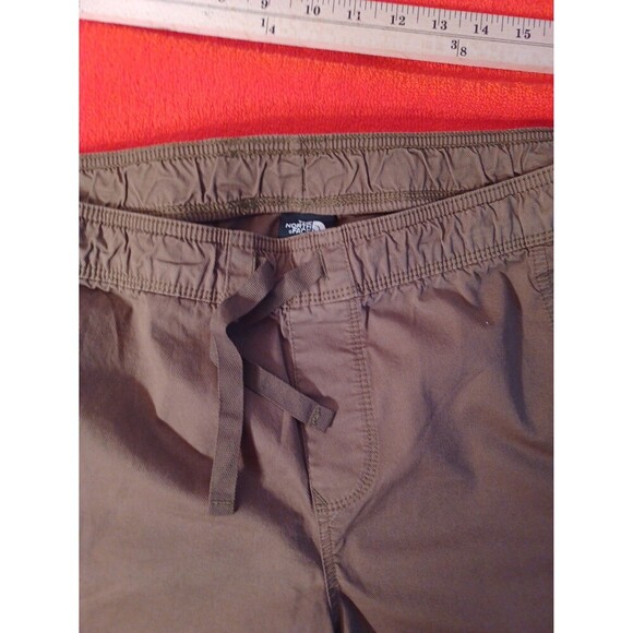 NORTH FACE Women's Shorts - Picture 7 of 7